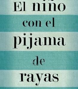 El niño con el pijama de rayas